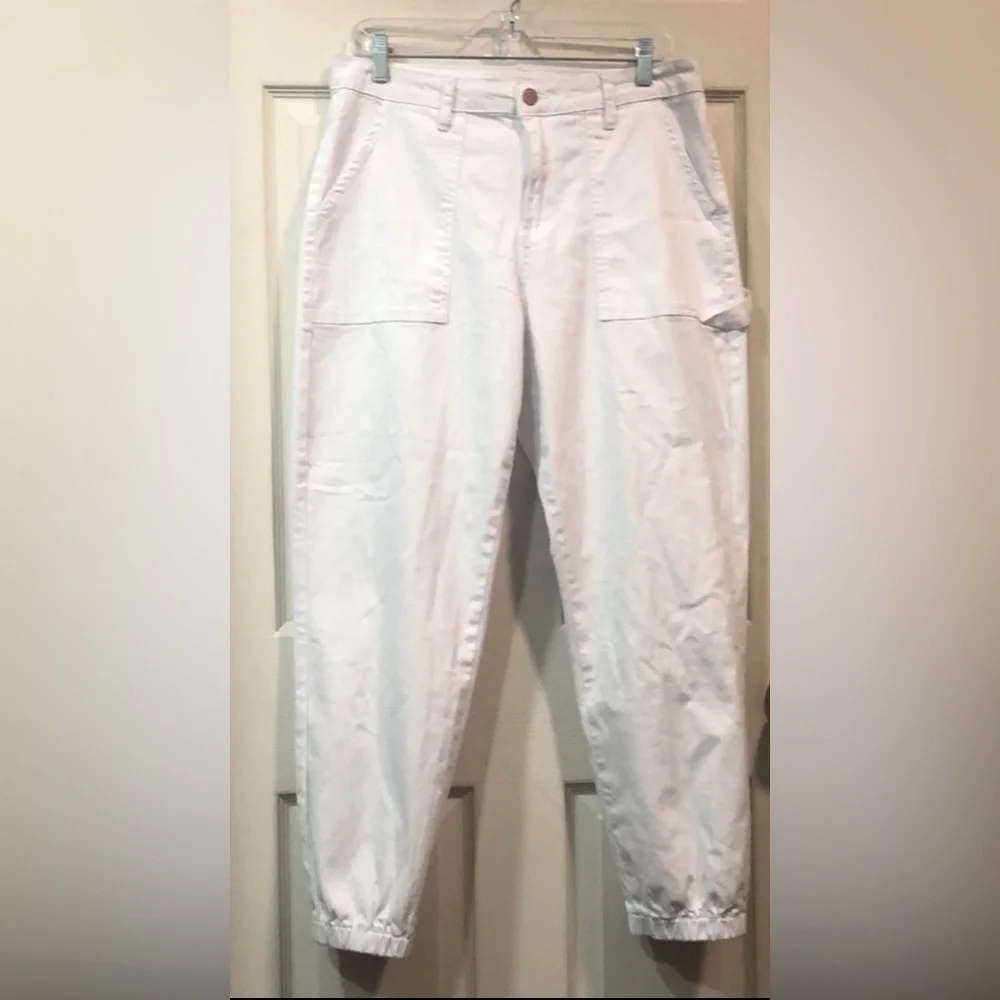 YMI White Cargo Joggers, size 13/31 - Picture 1 of 14